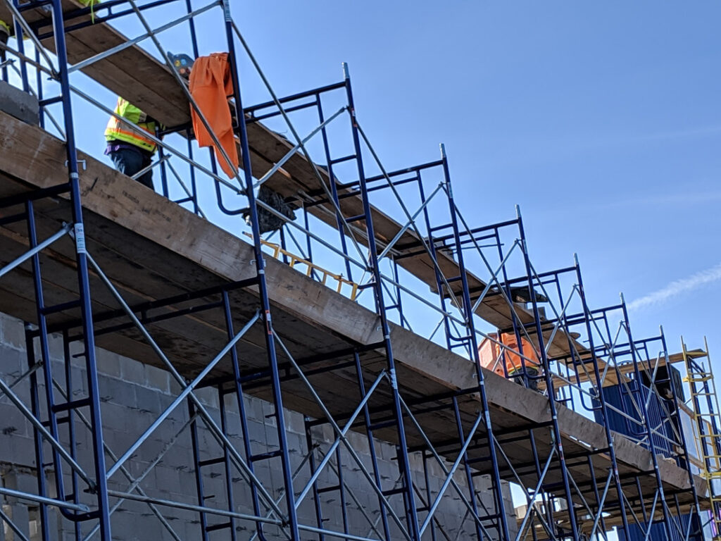 Where Can I Get Fast Scaffolding for Construction?
